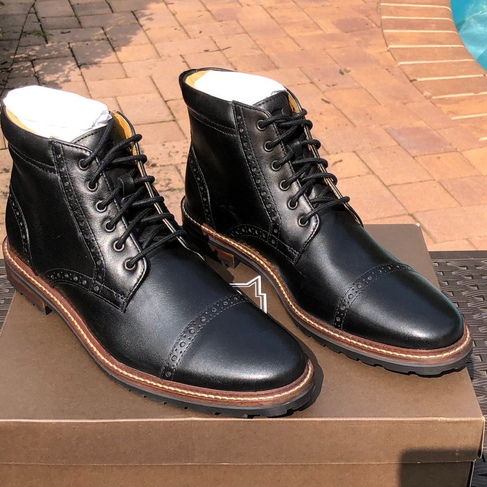 Florsheim Fenway Black Leather Brogue Cap Toe Boot - Picture 3 of 12